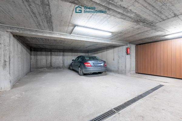 TIefgaragen-Stellplatz