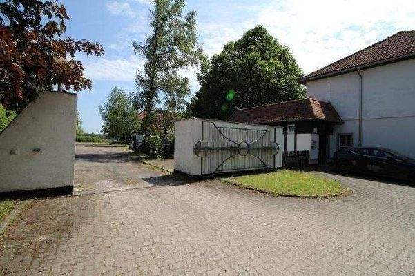 Zufahrt zum Parkplatz