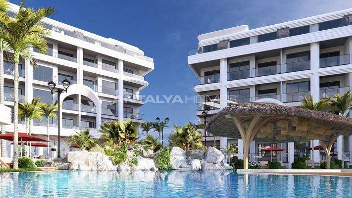 Flats with Rich Social Amenities near the Beach in Alanya