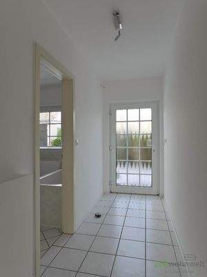 Blick zum Hauseingang