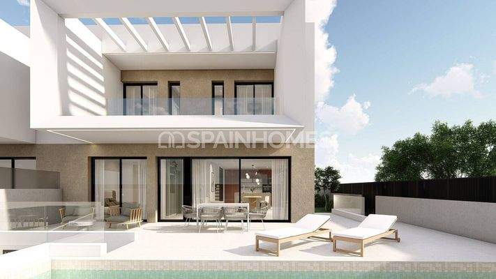 Elegant Houses with Pools in Dolores Alicante