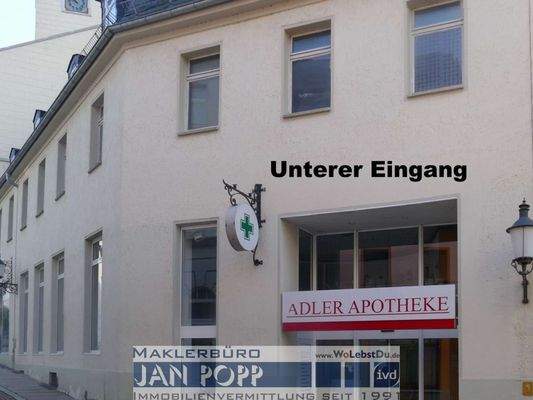 Unterer Eingang