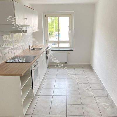 Küche inkl. EBK (1).jpg