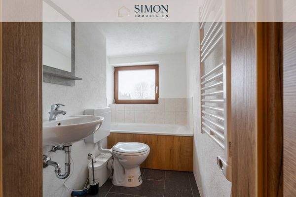 Dachgeschoß - Zimmer 3 - Bad