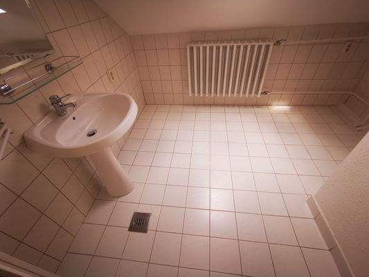 Wohnung oben Badezimmer