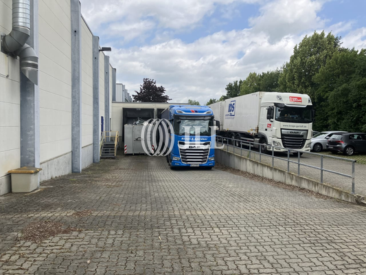 1 von 2 Verladezonen (hier War