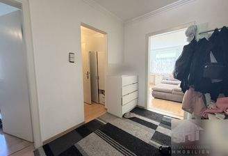 geräumiger Eingangsbereich