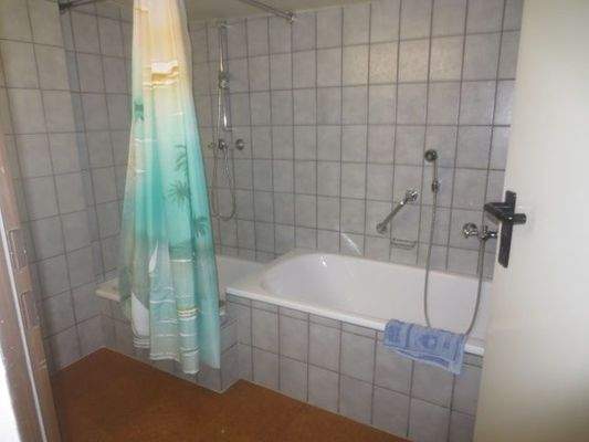 Badezimmer EG