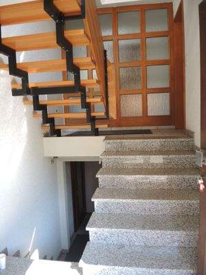 Eingangsbereich - Kellerzugang_Hochparterre