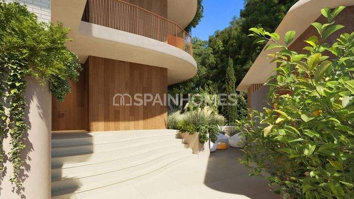 Sea View Properties in a Complex with Pools in Costa del Sol