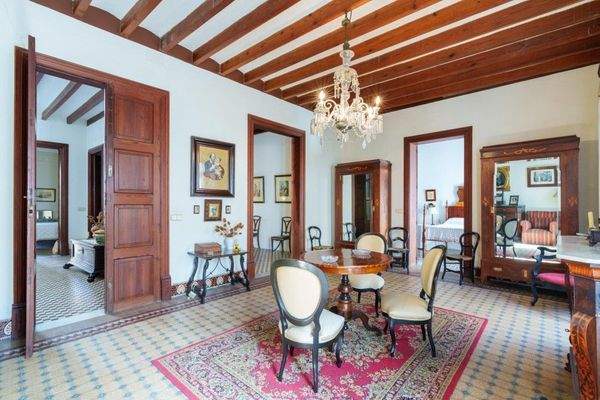 Herrenhaus mit Innenhof zu verkaufen in Soller, Mallorca