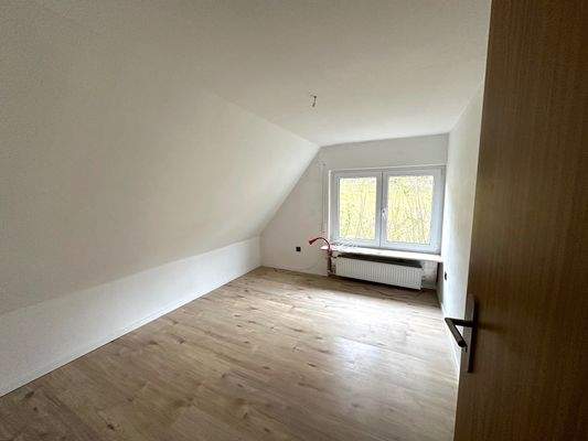 Dachgeschoss_Wohnung (2)