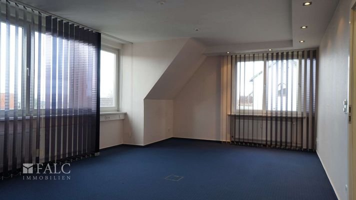 Das Wohnzimmer im Dachgeschoss