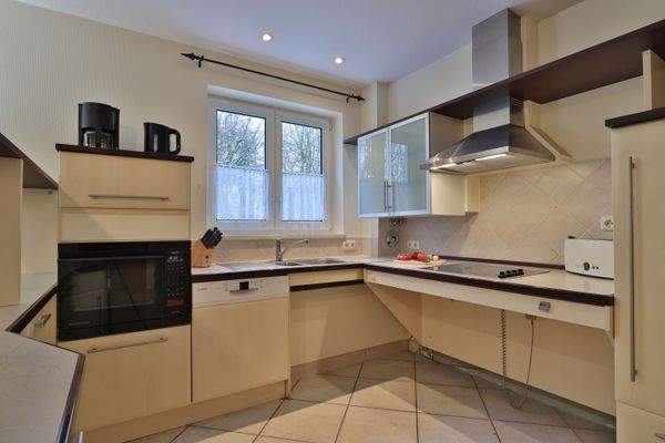 rollstuhlgerechte Einbauküche