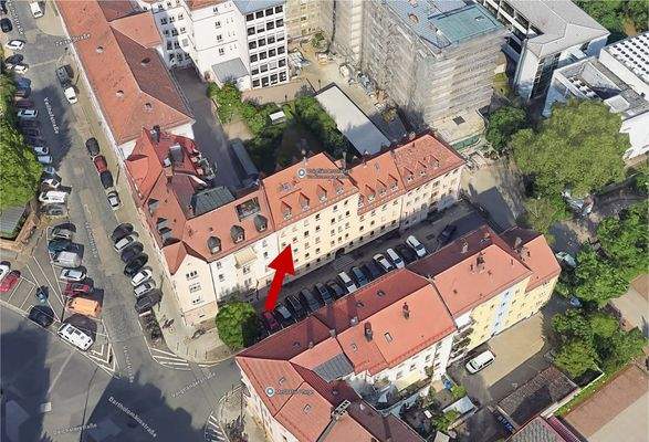 Hausansicht Staßenseite_.jpg