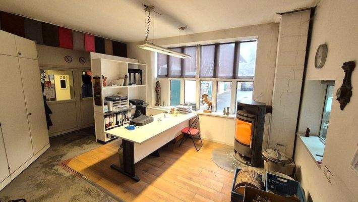 Ihr Büro mit Kaminofen