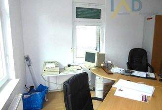 Büro EG