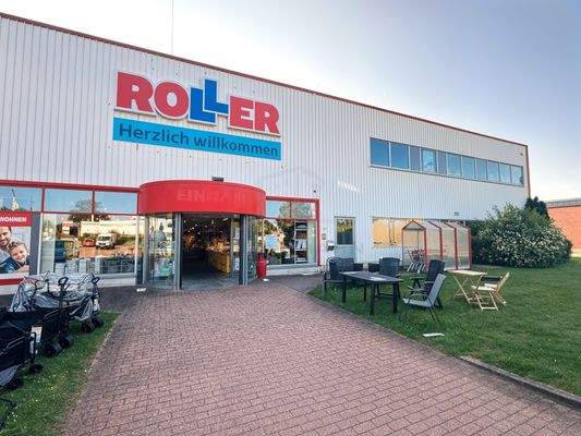 Haupteingang Einkaufswagenhaus