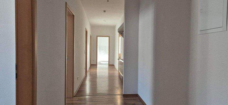 Diele Sicht vom Eingang.jpg