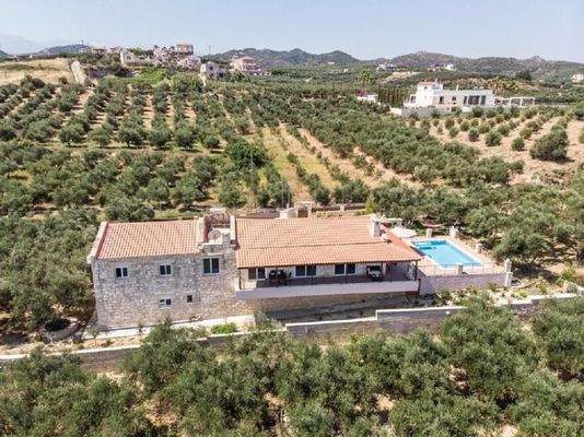 Kreta, Agia Marina: Luxuriöse Steinvilla mit Meer- und Sonnenuntergangsblick zu verkaufen