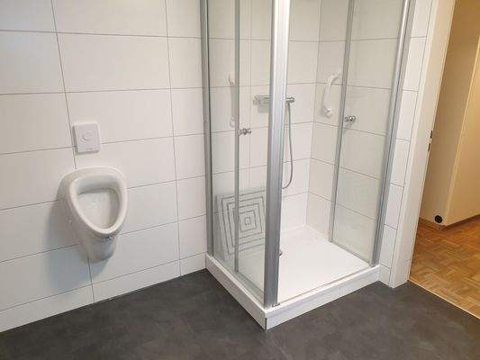 DG Moderne Tageslichtdusche