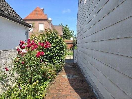 Seiteweg zur Straße