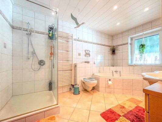 Badezimmer - Erdgeschoss