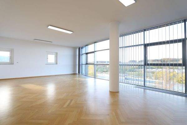 G012-2023_Großraumbüro