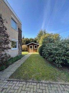 8384 VK Oberthstr. 13, 27793 Wildeshausen - seitl. Ansicht vorn - Kopie