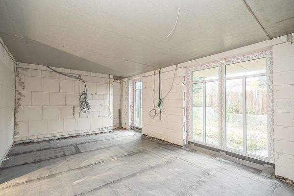 Wohnen/Küche EG - Rohbau