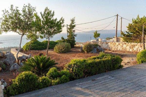 Kreta, Karteros: Einfamilienhaus in Stadtnähe zu verkaufen