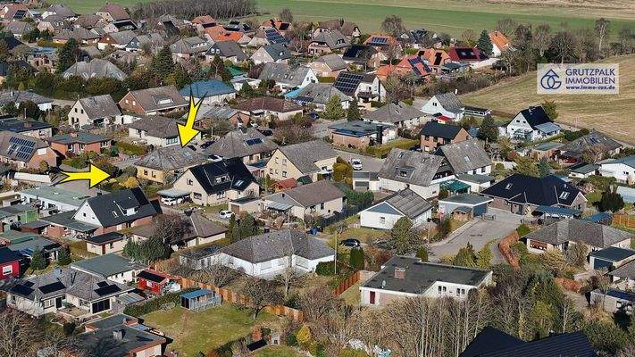 Luftbild: von Südwesten