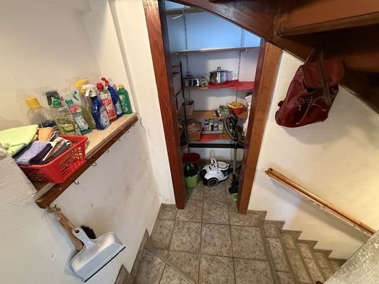 Treppe zum KG