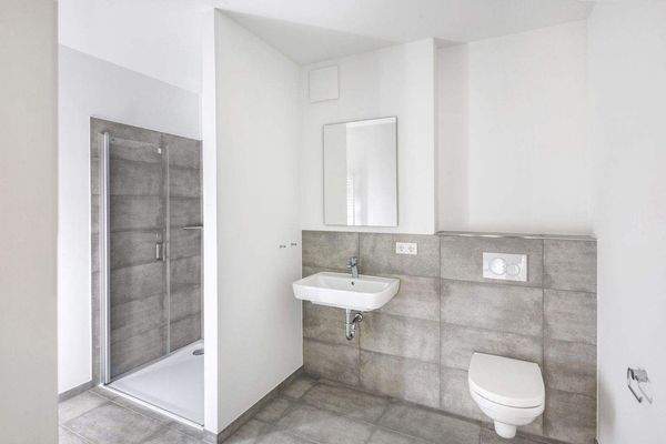 Muster verbaute Ausstattung Bad