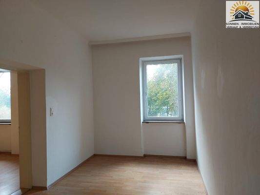 Eines der Zimmer im OG