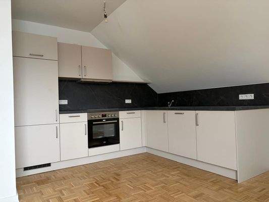 Moderne Dachgeschossküche