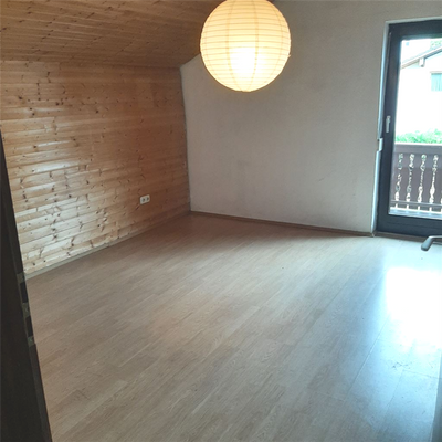 eins der Zimmer im OG