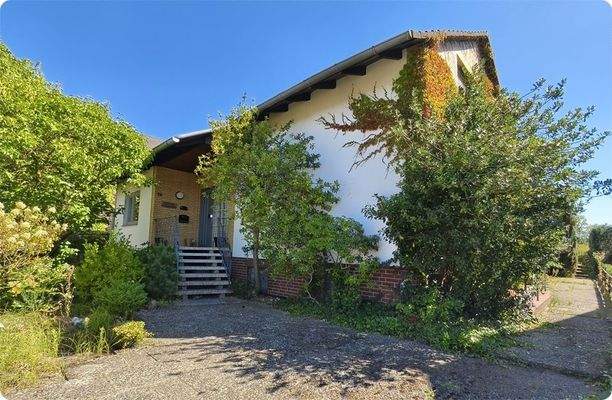 Nordseite mit Eingang