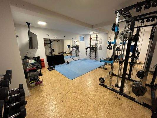 Keller Fitnessraum.JPG