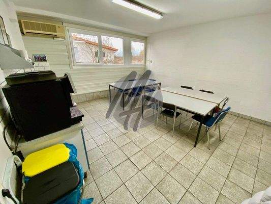 INFOS UNTER: 06171-586000