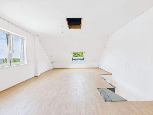 Dachgeschoss_2_rechte Hälfte 