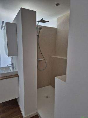 Dusche