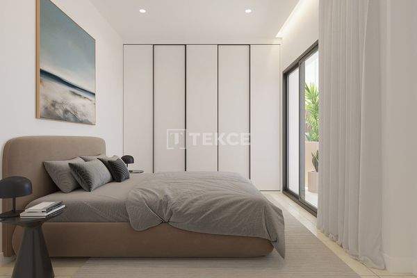 Finestrat Villas in Secure Estate Between Mountain and Sea