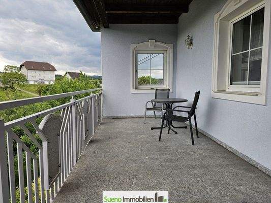 Balkon OG - Ausgang vom WZ