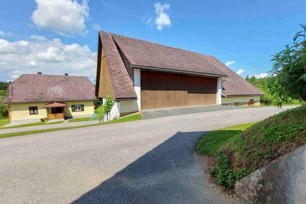 Wirtschaftsgebäude Garage