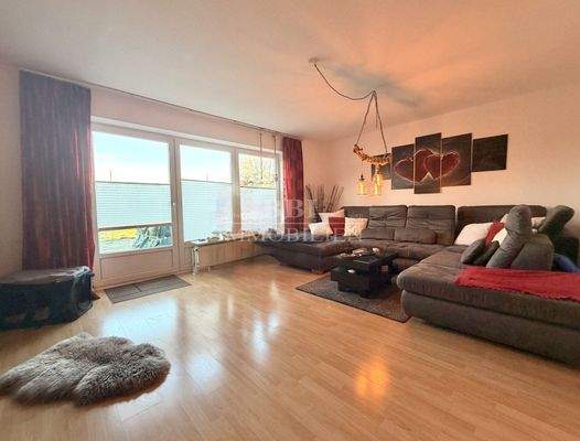 Wohnzimmer mit Terrassenzugang