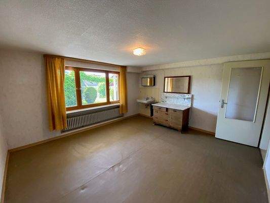 Zimmer im Untergeschoss