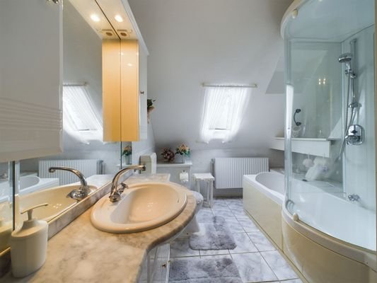 Badezimmer OG