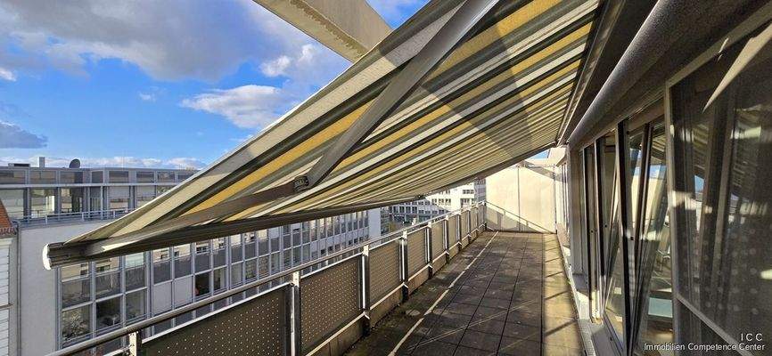 Blick von der PenthouseWohnung auf Dresden