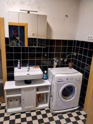 Badezimmer inkl. Waschmaschine